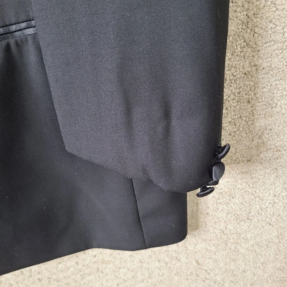 Caravelli Jacket Mens 46S Black Tuxedo Blazer Two Button Poly Viscose Formal